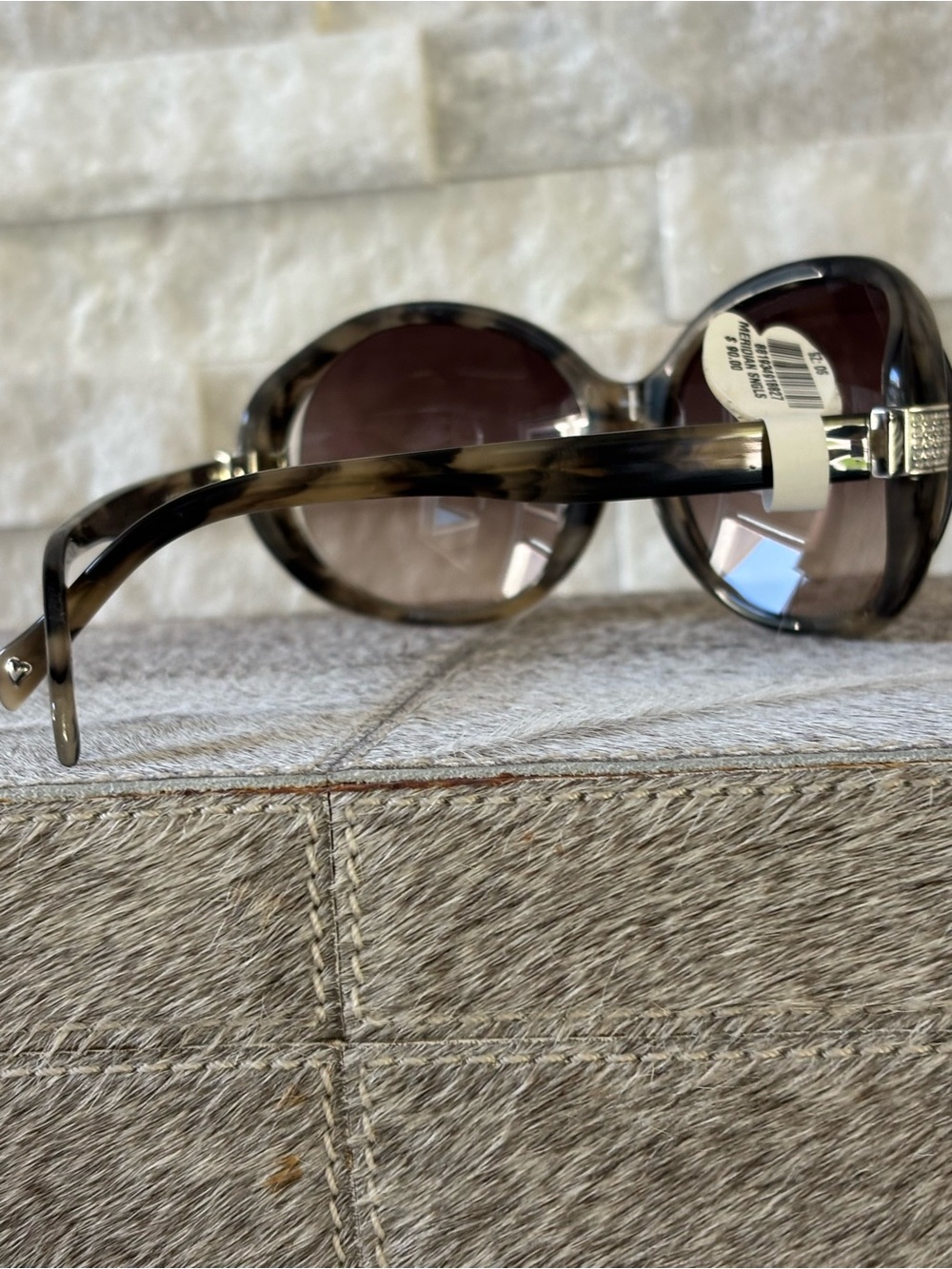 New BrightonWomen’s Oversized Brown Gradient Sunglasses - Picture 4 of 4